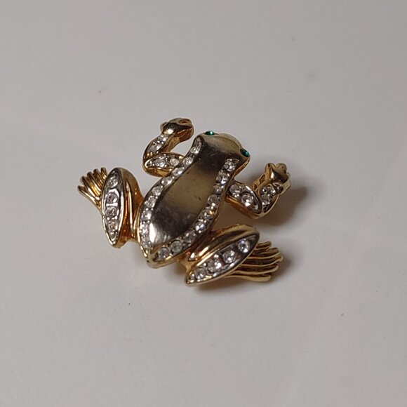 Little Gold Tone Frog Brooch With Green Eyes - Picture 4 of 12